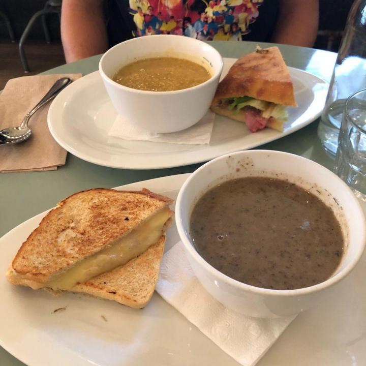 Montreal Sandwich Restaurant