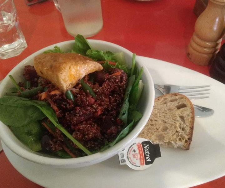 Salades fraîches et croquantes à déguster sans modération